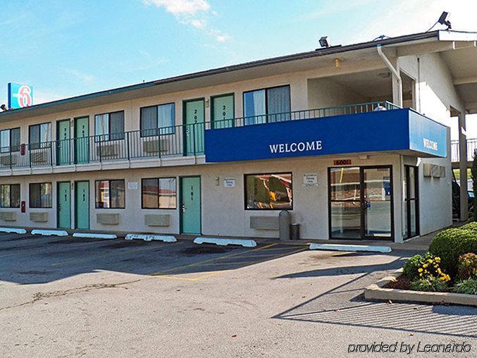 Rodeway Inn Fort Smith I-540 ภายนอก รูปภาพ